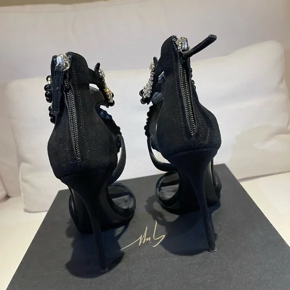 Giuseppe Zanotti - Picture 5 of 12